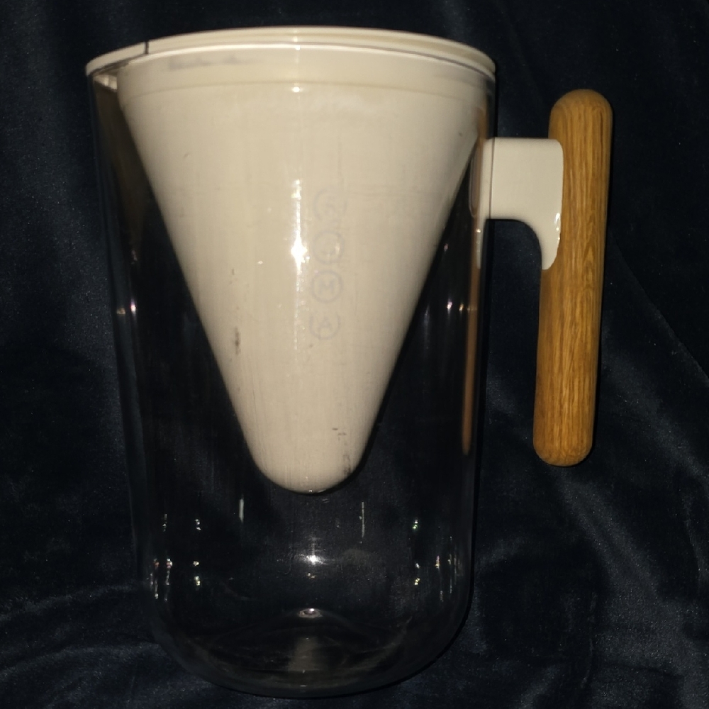 Soma Water Filter Pitcher